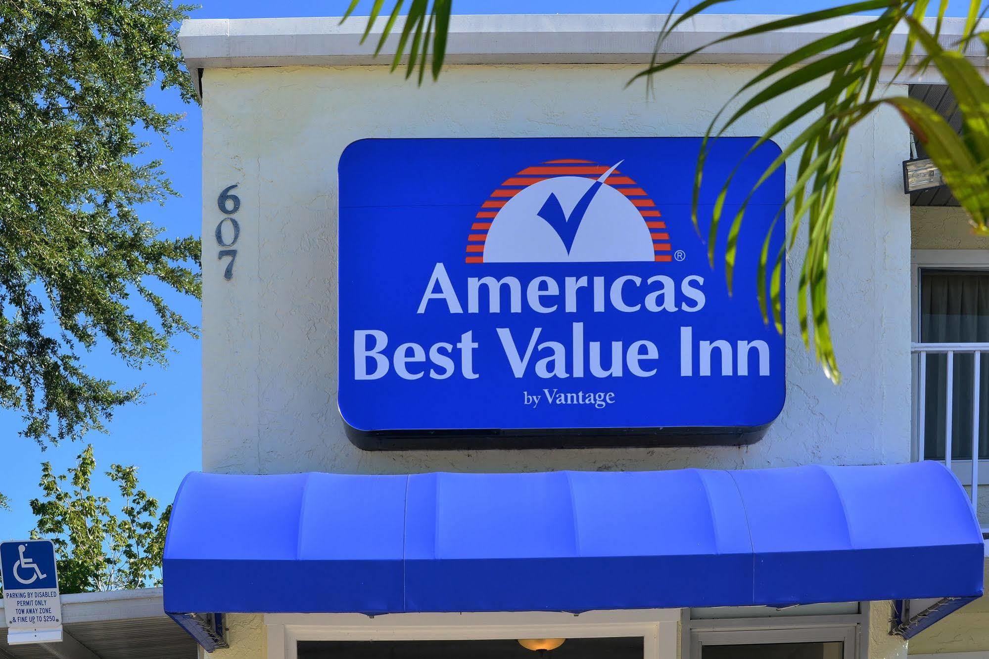 Americas Best Value Inn Bradenton-Sarasota Exterior foto